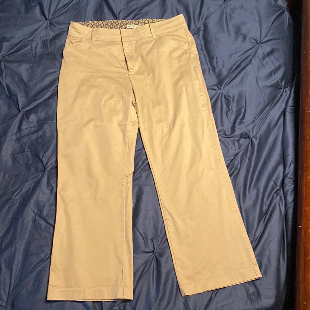 Women’s Lee khaki’s